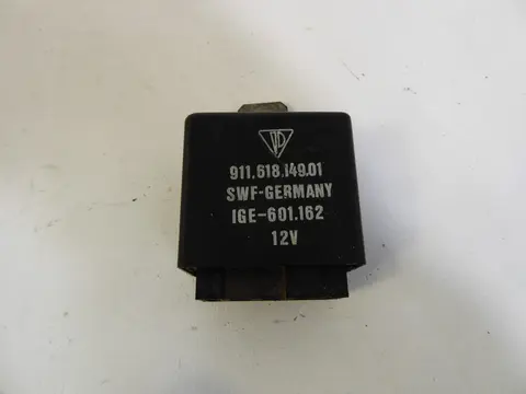 Porsche 911 930 Wischerrelais 91161814901 Scheibenwischerrelais