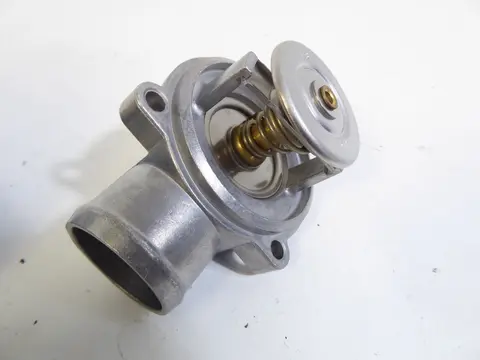 Mercedes NOS Thermostat F. C-KLASSE W202  CLK C208  Originalteil 1112030375