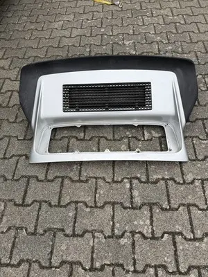 Original NOS Porsche 930 3.0 Turbo Motorhaube / Spoiler / Whaletail 93051201001