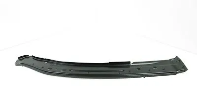 Porsche 955 CAYENNE LAENGSTRAEGER AUSSEN OBEN RECHTS 95550111203 GRV NEU