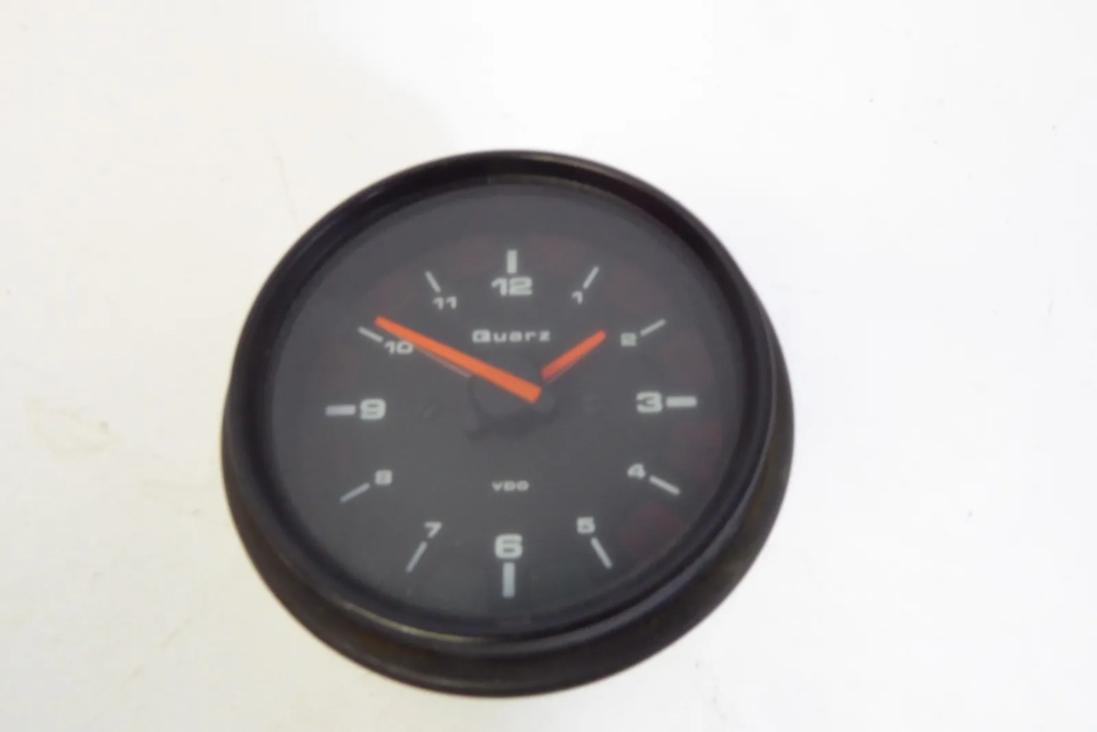 Nr.3 Porsche 911 964 993 Uhr VDO Quarz Tacho 96464170100