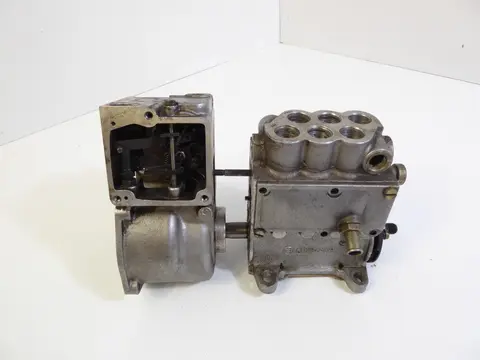 Porsche 911 2.7 Carrera  3.0 RS MFi Einspritzpumpe 91111025400  Bosch 0408126019