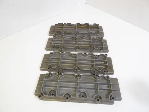 NEU Porsche 911 930 Turbo Ventildeckel SC Carrera unten verstärkt 9301051160R