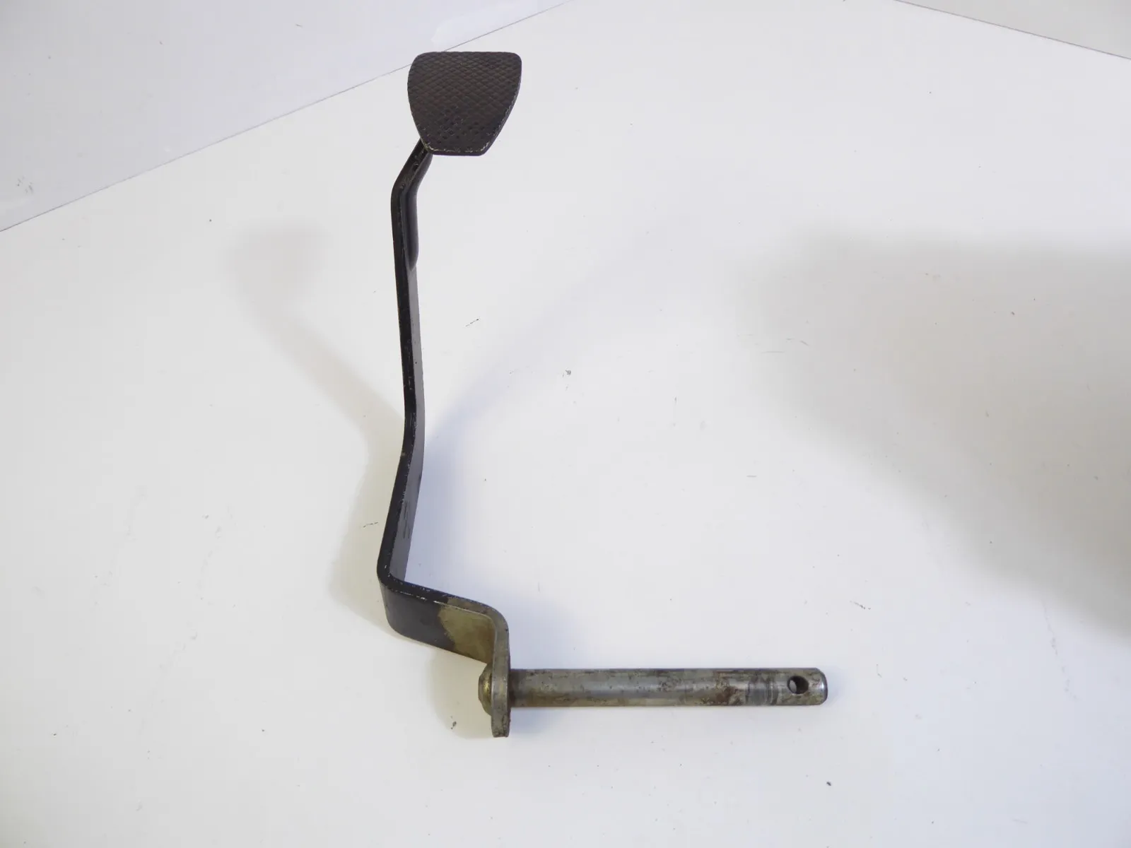 PORSCHE Carrera 911 964 Kupplungspedal LHD 96442307702 Original
