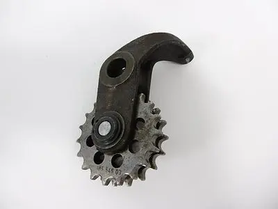 PORSCHE 911 Kettenradträger an der Nockenwelle  Links  90110550502