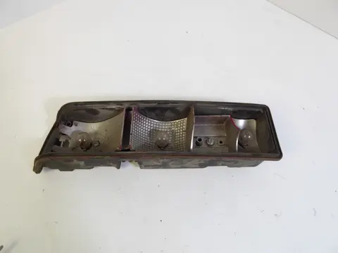 Original   Porsche 914 Rücklichtgehäuse Blinker Hinten