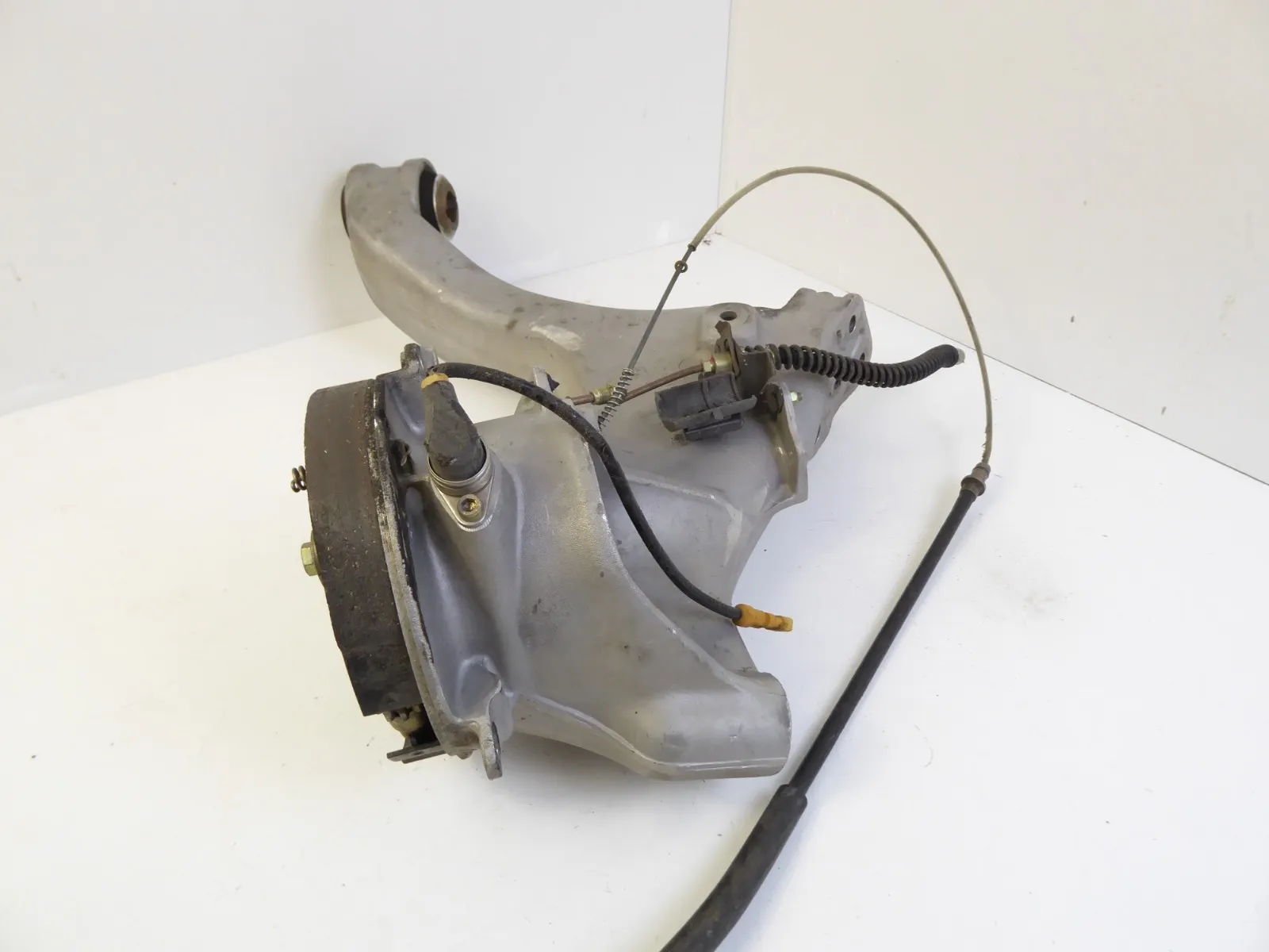Porsche 964 Radträger Achsschenkel Achsschwinge 9643315139R 96463151310 Links