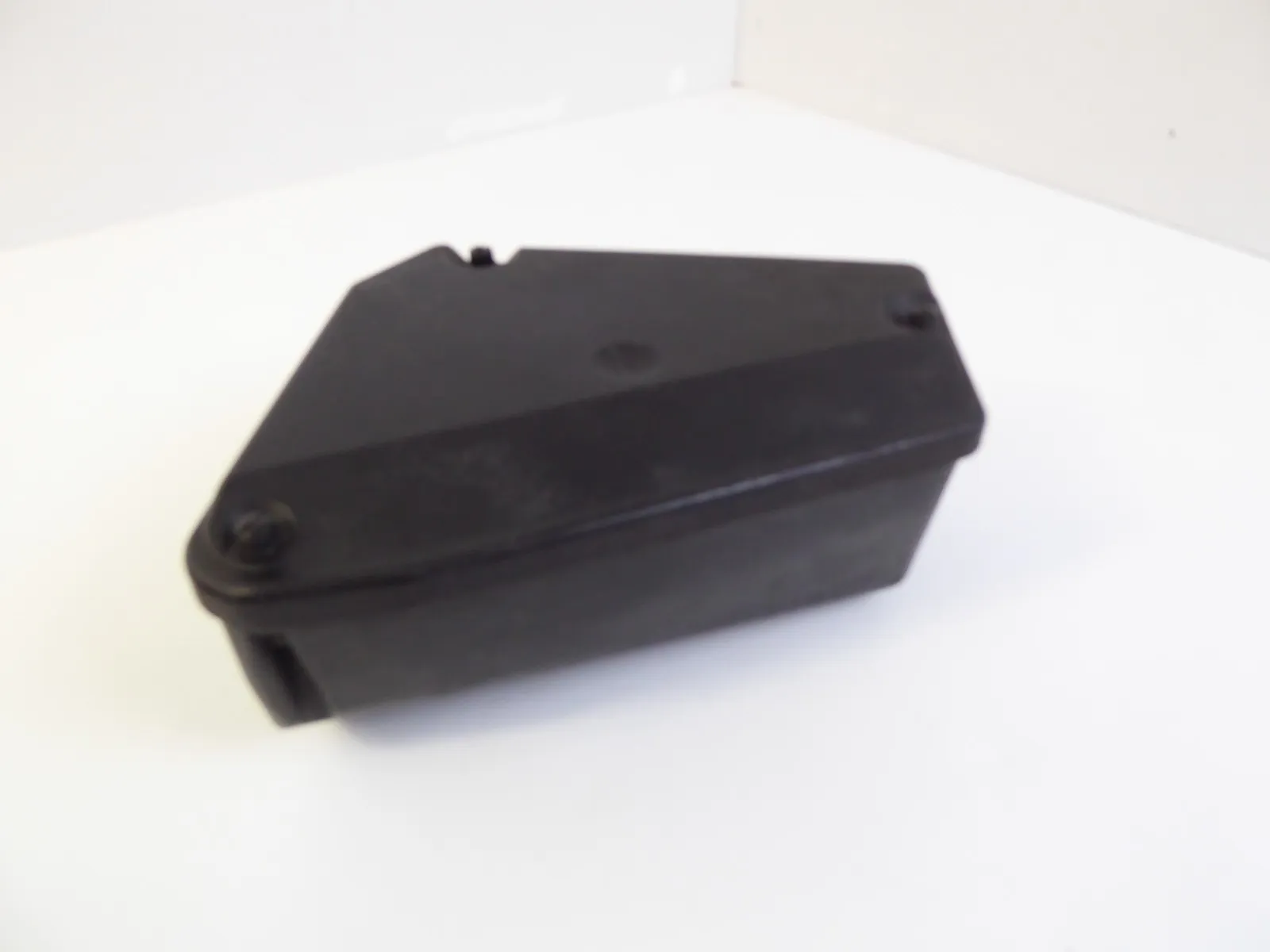 Porsche 911 964 993 Abdeckung Gehäuse für Zentralelektrik 96461013100