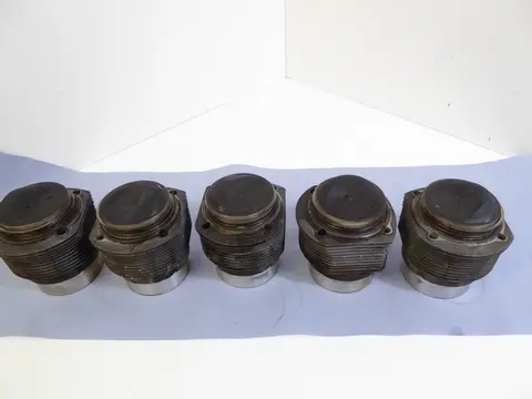 PORSCHE 911 3.0  Kolben Zylinder  90ZN2W2