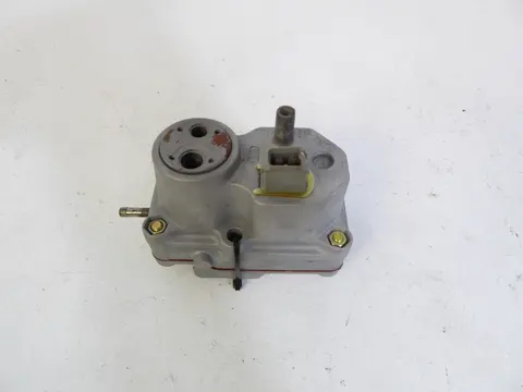 Porsche 911 930 3,0 Turbo WLR Bosch Warmlaufregler 0438140069