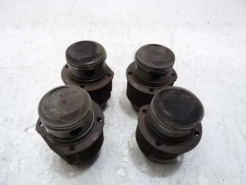 Porsche 356 912 Satz Kolben & Zylinder  Grauguss  Zylinder 85,0 mm