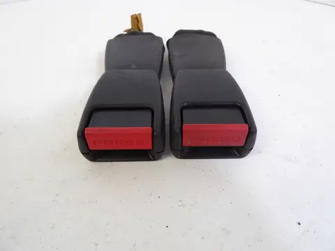 Porsche 911 924 944 968 Gurtschloss Hinten Peitsche Gurt REPA 477857739B