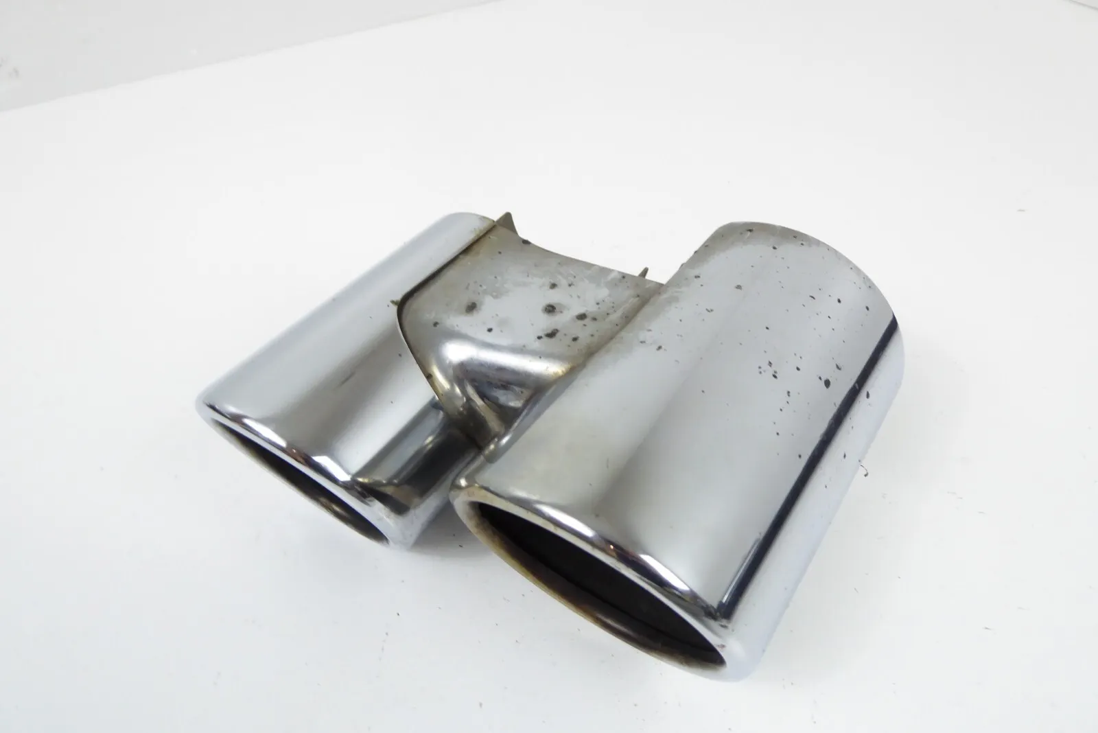 Porsche 911 997 Auspuffblende Blende Endrohre Auspuff 99711198120 Rechts