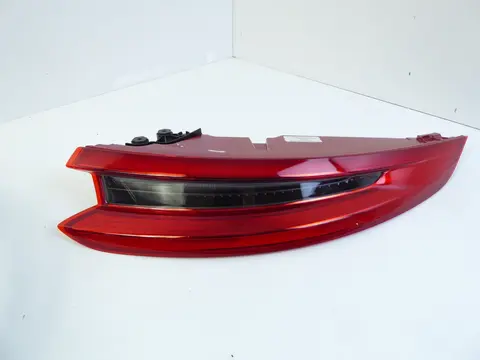NEU PORSCHE 991  DUNKEL LED Rechts RÜCKLEUCHTEN ORIGINAL  99163117003