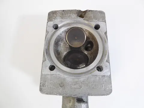 Porsche 911 2.2S 2.4S- 2.7RS   Zylinderkopf 9111043071R von 05.1972