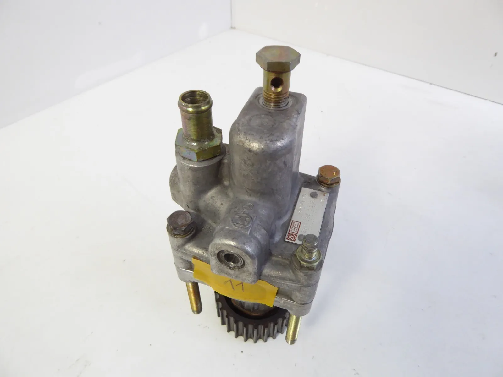 Nr.11 PORSCHE 911- 964- 965 ZF Servopumpe 96434743202