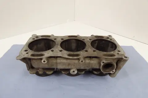 PORSCHE 911 996 GT 3 Zylinderbuchsen 9961013111R