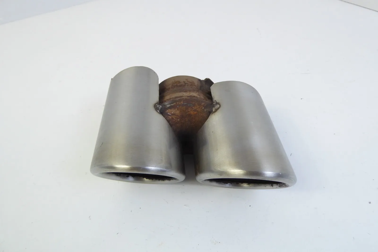 Porsche 991 997 - Auspuff - Blende Endrohr Abgasrohr links 99711135204 Gillet
