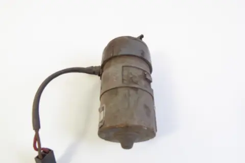 Porsche 911 930 G Modell Pumpe Wischwasser HELLA 91162821700