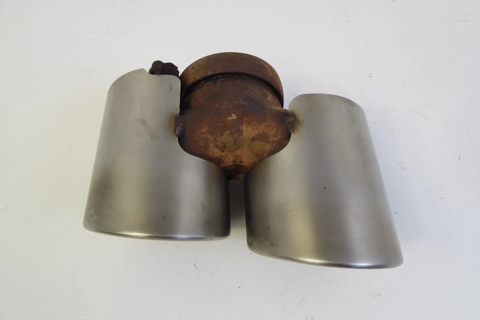 Porsche 991 997 - Auspuff Sebring Blende Endrohr Abgasrohr links 99711135130