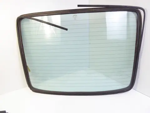 Porsche 911 912 930 TURBO COUPE Heckscheibe grün mit Heizung