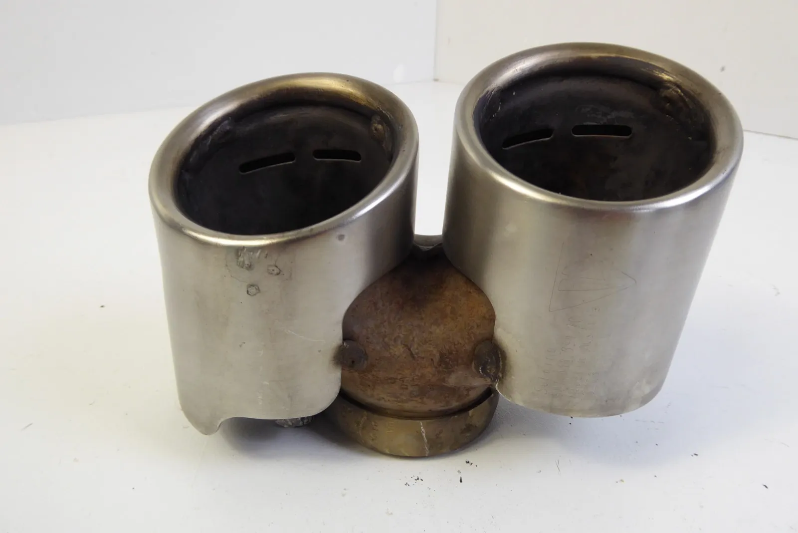 Porsche 997 - 911 Auspuff Blende Endrohr Abgasrohr Llinks 99711135130 Sebring