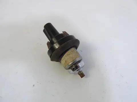 Porsche 911 912  Schalter 90161304500 Schalter   Heckscheibenheizung Zweistufig