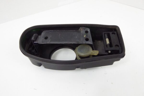 PORSCHE 911 993 Schale für Tankeinfüllung 99320133300