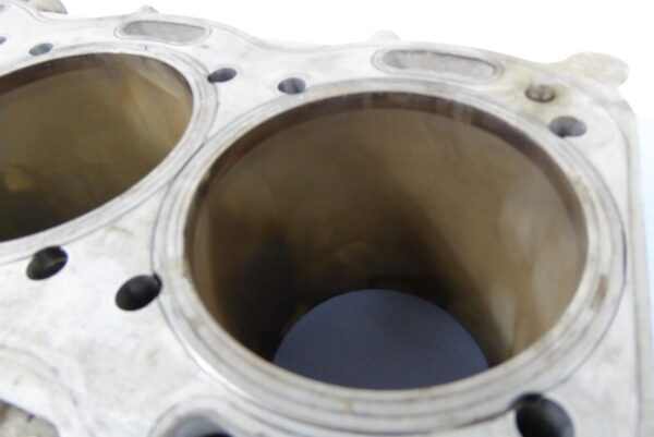 PORSCHE 911 996 GT3 Zylinderbuchsen 9961013112R – Bild 6
