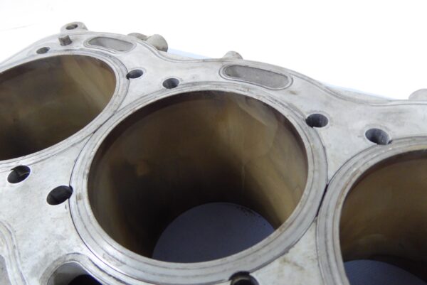 PORSCHE 911 996 GT3 Zylinderbuchsen 9961013112R – Bild 7