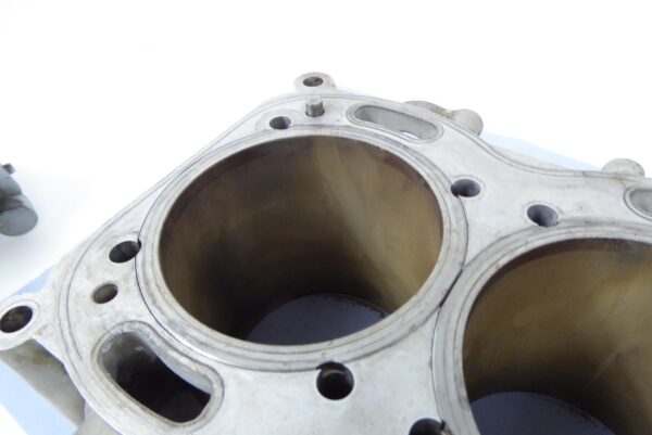 PORSCHE 911 996 GT3 Zylinderbuchsen 9961013112R – Bild 8