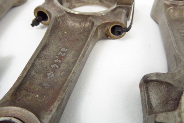 PORSCHE 911 Pleuel F G Modell Pleuelstange Satz 9111031050R – Bild 7
