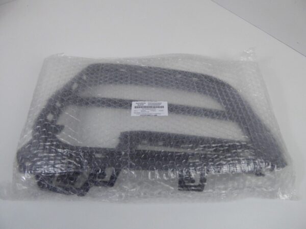 PORSCHE CAYMAN 981C HALTERAHMEN LINKS MATT 98150556302 – Bild 4