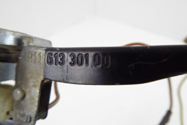 Porsche 911  69- 73 Blinklicht Schalter 91161330100 – Bild 5