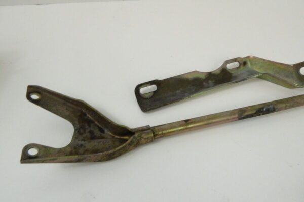 Porsche 911 964 993 - Halter Haltestrebe 96412612802 Abstützstrebe 99312612800 – Bild 4