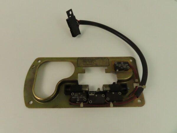 Porsche 911 964  Getriebe Tiptronic-Gangwahlschalter  96461302304 Platte