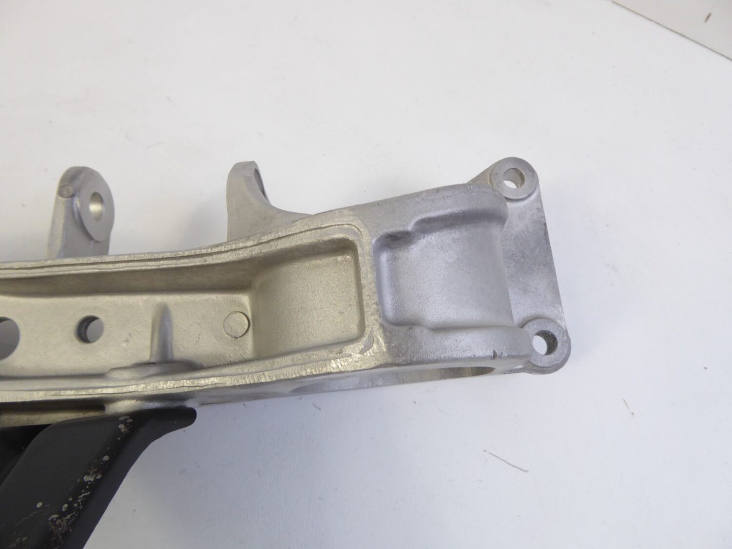 Porsche 911 964 Rechts Längsträger Vorderachse 96434111220 – Bild 4
