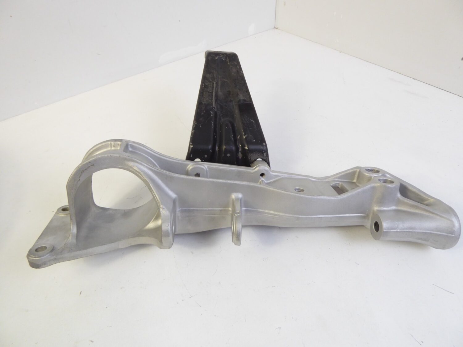 Porsche 911 964 Rechts Längsträger Vorderachse 96434111220 – Bild 6