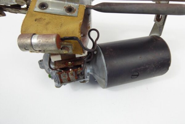 Porsche 911 Scheibenwischer Motor Vorne F Modelle 91162810100 – Bild 5