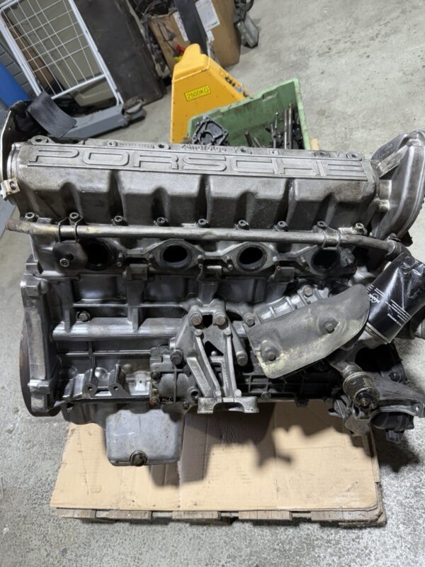 Porsche  924 944 Motorblock M44 / 07 – Bild 8