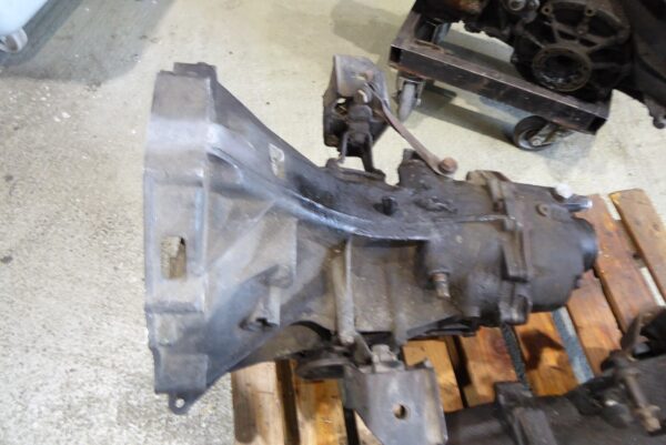 Porsche  944 924 Getriebe Schaltgetriebe YR04037 – Bild 5