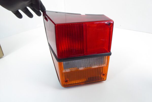Saab 900 Rücklicht Rechts NOS NEU   9122821 – Bild 3