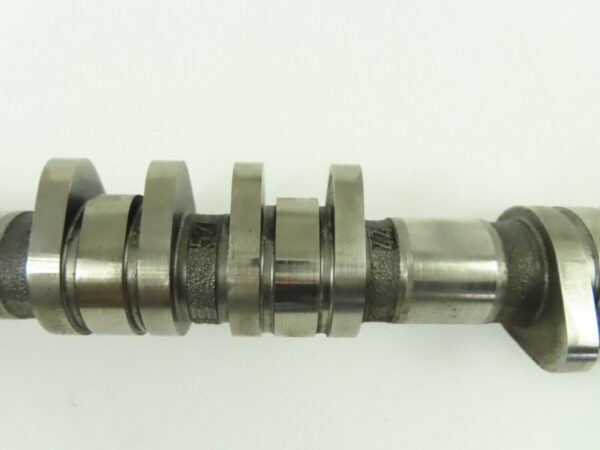 PORSCHE 911 996 3,6 Nockenwelle Auslass Zylinder 1-3 im Motor – Bild 8