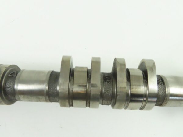 PORSCHE 911 996 3,6 Nockenwelle Auslass Zylinder 1-3 im Motor – Bild 9