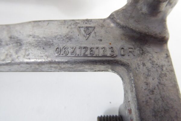 PORSCHE 911 Nr. 2 964 993 Halter Halterung Klima Kompressor 9641261230R – Bild 3
