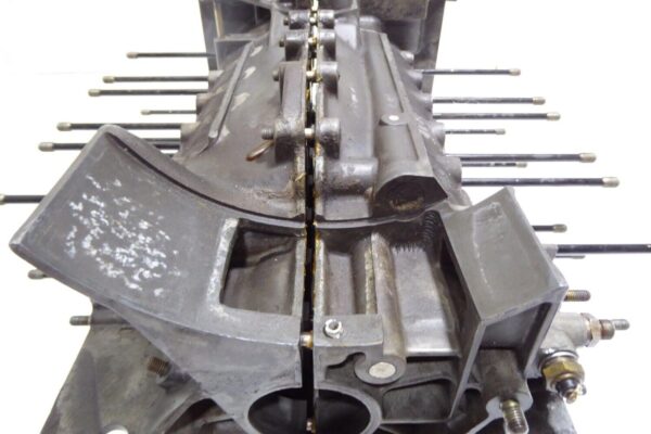 Porsche 911 2.2E Motorgehäuse Motorblock Top Zustand – Bild 6