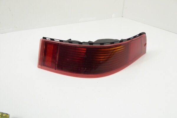 Porsche 911 -  964 Rücklicht Hinten Rechts Blinker  96463190800