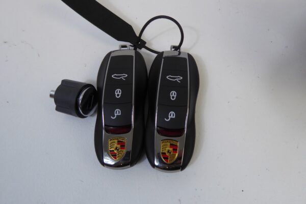 Porsche 911 991 Schlosssatz 1 Generation  99153890133 – 99163726303 NEU – Bild 3