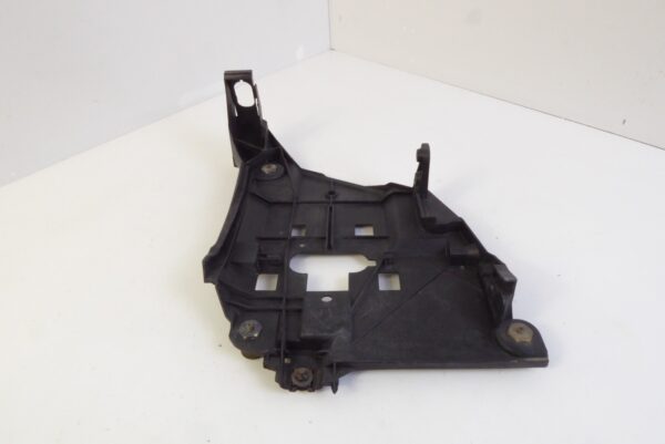 Porsche 911 996 -  986 Aufnahme Scheinwerfer vorne rechts 99663104200 – Bild 3