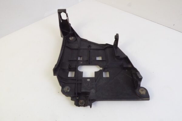 Porsche 911 996 -  986 Aufnahme Scheinwerfer vorne rechts 99663104200